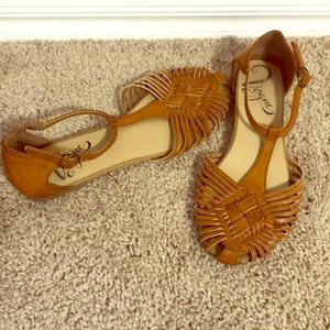 Cognac sandals